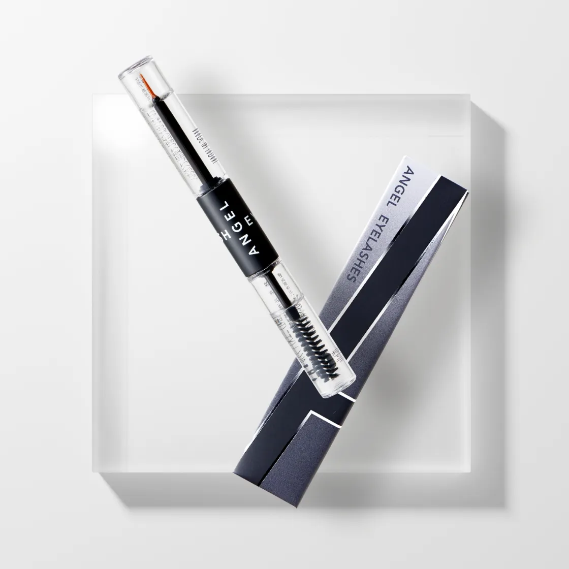 AIまつ毛美容液「ANGEL EYELASHES」